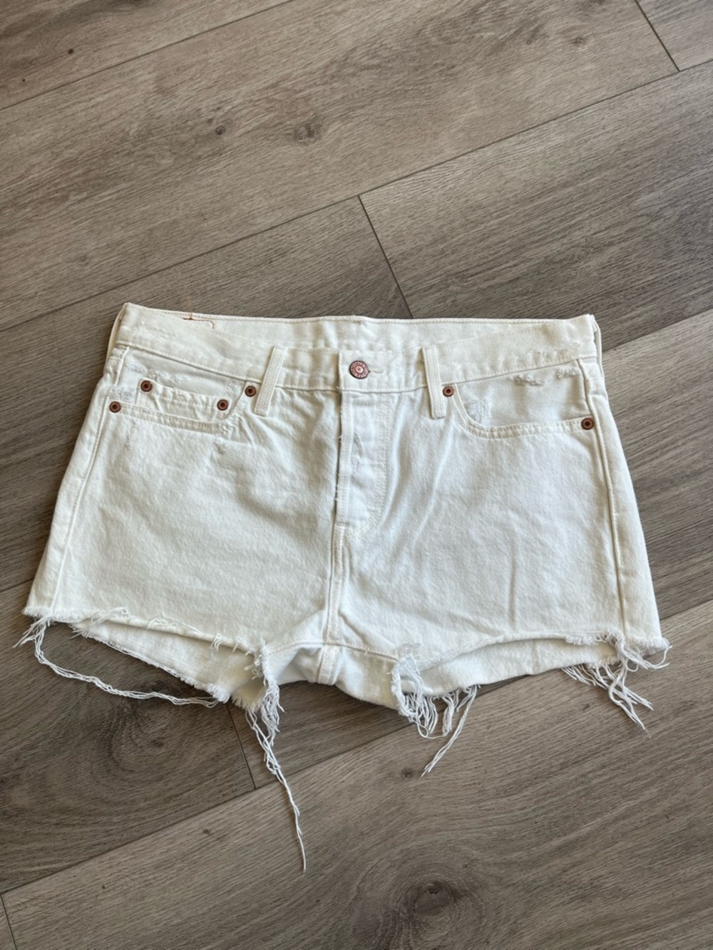Levi’s White Frayed Hem Women's Denim Shorts